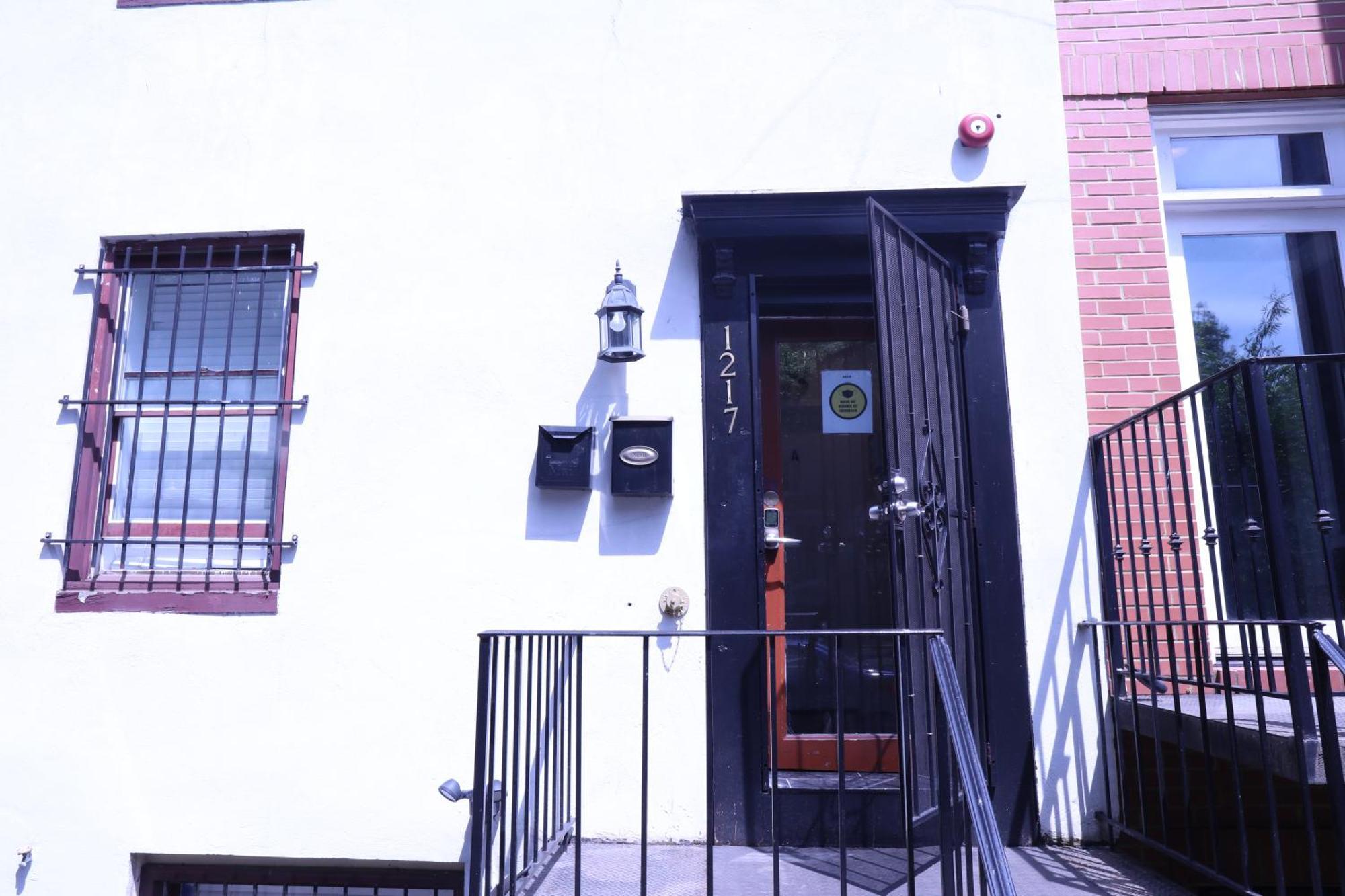 Duo Housing (Adults Only) * Washington